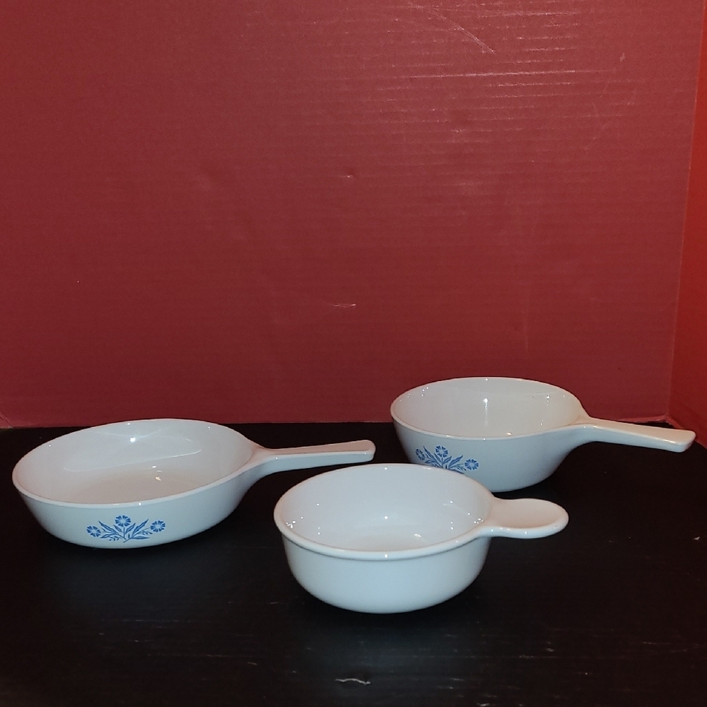 Corning Ware "Blue Cornflower" skillet And saucepan & A Grab A Bowl By Corn Ware
